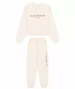 Спортивные костюмы