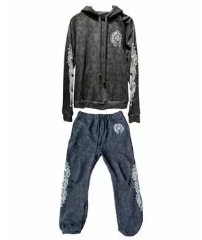 Спортивные костюмы