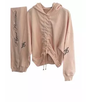 Спортивные костюмы