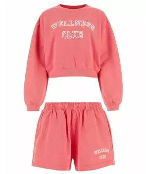 Спортивные костюмы