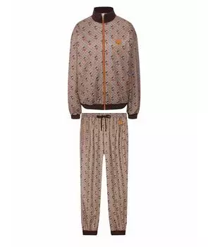 Спортивные костюмы