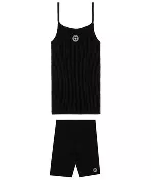 Спортивные костюмы