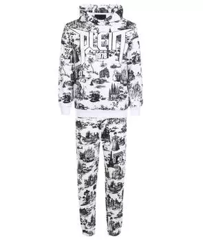 Спортивный костюм