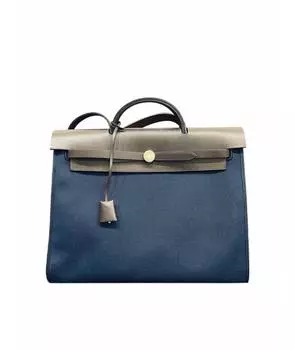 Сумка с короткими ручками