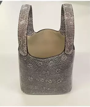 Сумка с короткими ручками