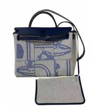 Сумка с короткими ручками