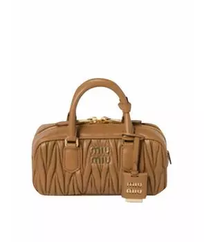 Сумка с короткими ручками