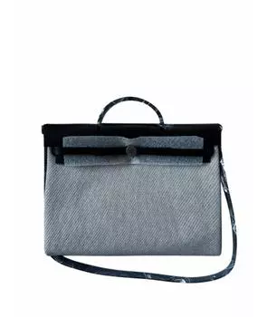 Сумка с короткими ручками