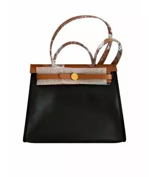 Сумка с короткими ручками