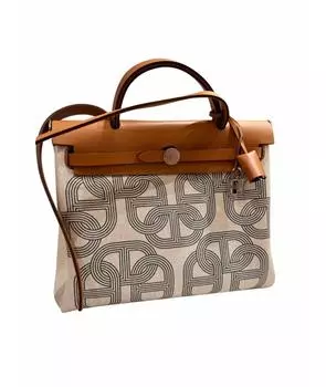 Сумка с короткими ручками