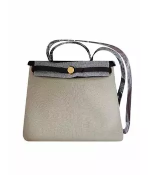 Сумка с короткими ручками