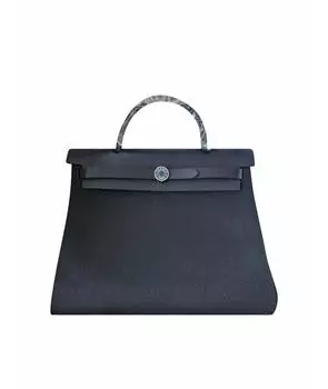 Сумка с короткими ручками