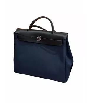 Сумка с короткими ручками