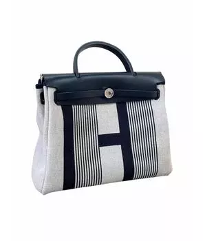 Сумка с короткими ручками