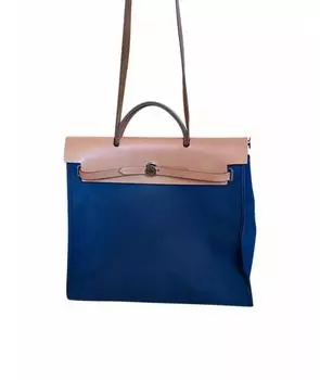 Сумка с короткими ручками