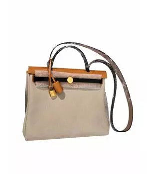 Сумка с короткими ручками