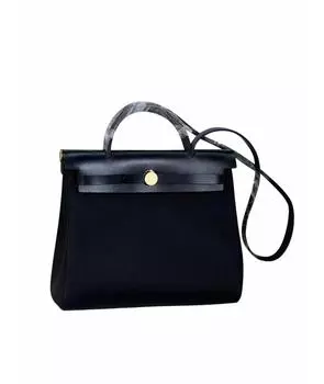 Сумка с короткими ручками