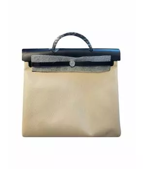 Сумка с короткими ручками