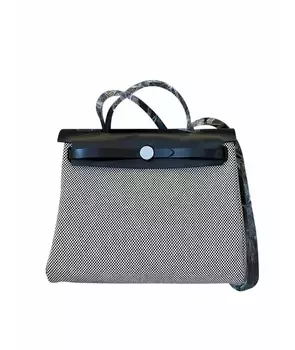 Сумка с короткими ручками