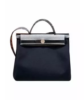 Сумка с короткими ручками