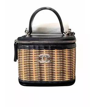 Сумка с короткими ручками