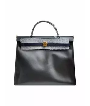 Сумка с короткими ручками