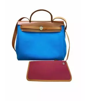 Сумка с короткими ручками