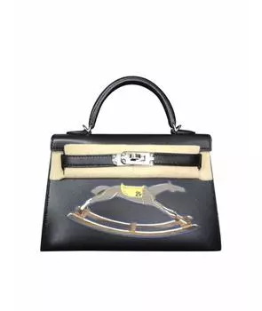 Сумка с короткими ручками