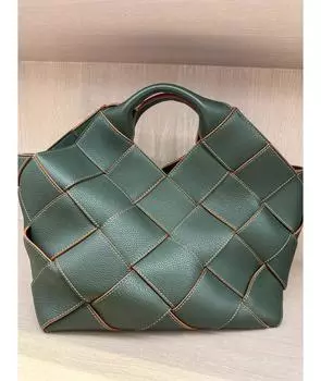 Сумка с короткими ручками