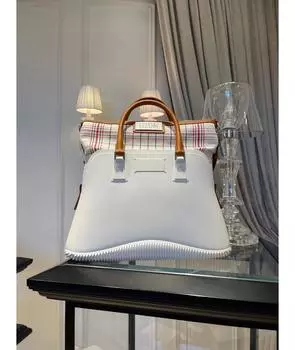 Сумка с короткими ручками