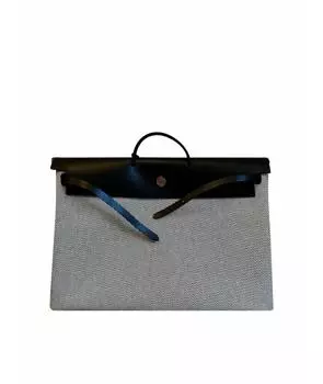 Сумка с короткими ручками