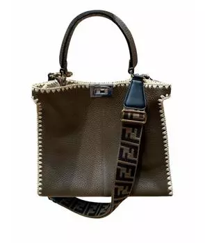 Сумка с короткими ручками