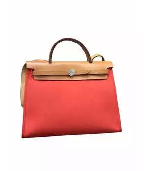 Сумка с короткими ручками