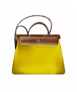 Сумка с короткими ручками