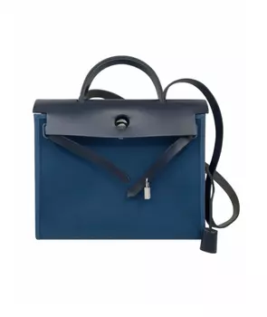 Сумка с короткими ручками