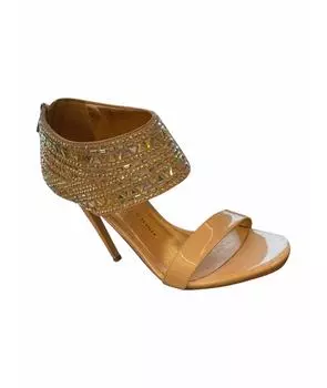 Свадебные туфли на высоком каблуке