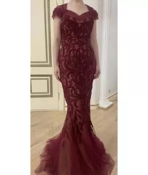 Вечернее платье