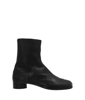 Высокие ботинки