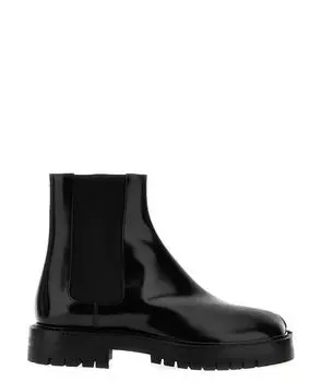 Высокие ботинки