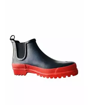 Высокие ботинки