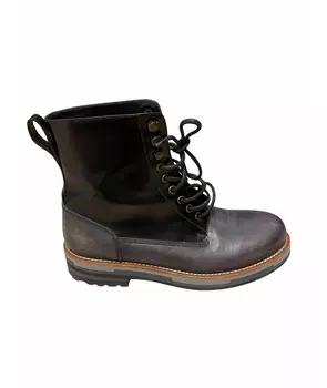 Высокие ботинки