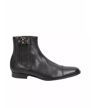 Высокие ботинки