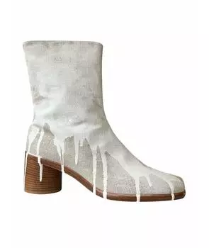 Высокие ботинки