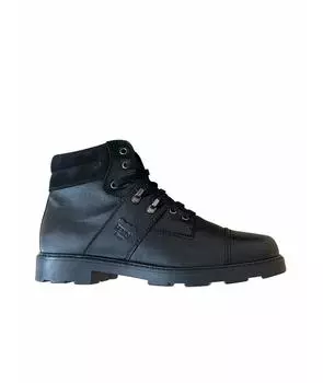 Высокие ботинки