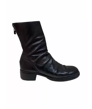 Высокие ботинки