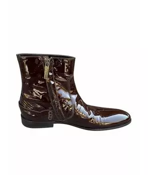 Высокие ботинки