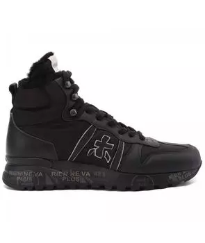 Высокие ботинки