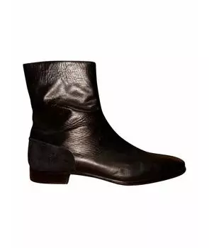 Высокие ботинки