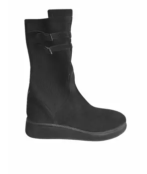 Высокие ботинки