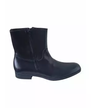 Высокие ботинки